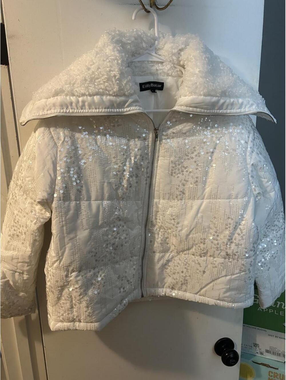 Brand new White sequin puffer jacket with silver sequins from Eilly Bazar size L